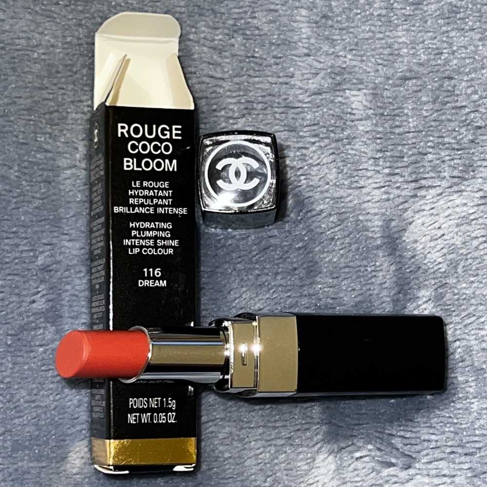 CHANEL Rouge Coco Bloom Lipstick — 116 Dream - 1.5g